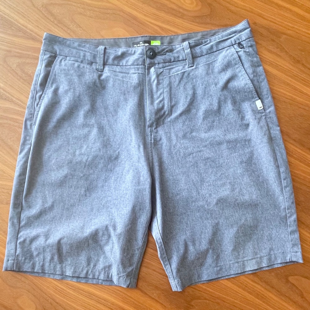 Quicksilver Blue Amphibian Shorts Men's Size 34